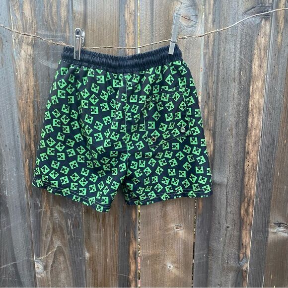 Boys Minecraft swimming shorts size 7-8 years - Picture 5 of 8